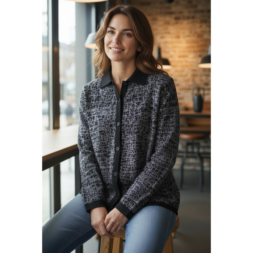 NWT VTG Cervelle Button Up Shirt Washable 100% Silk Womens M Gray Black Long SLV